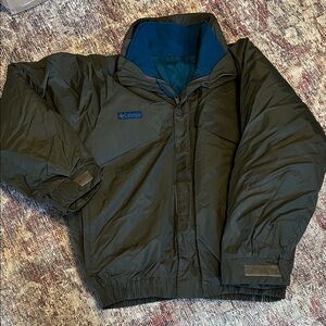Columbia Sportswear Olive Green 2 Layer Insulated Jacket